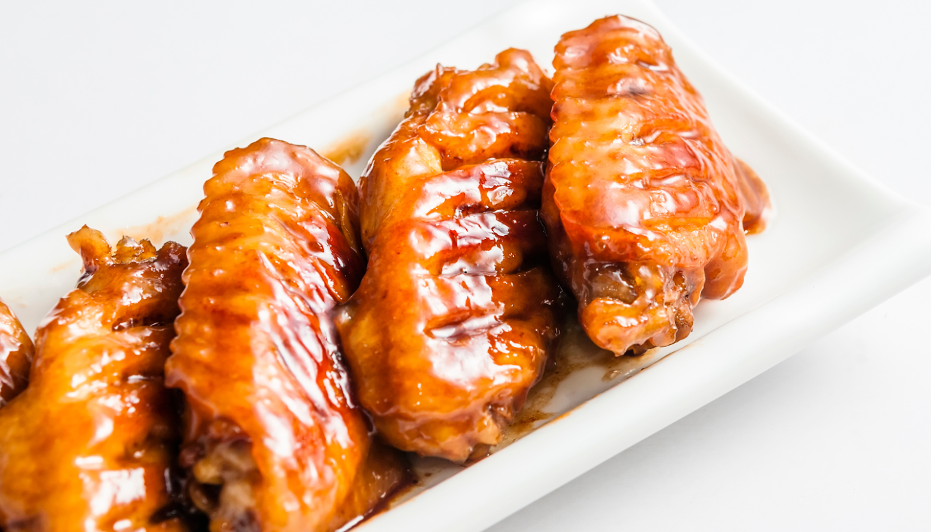 Calgary Pizza Master's signature dishes - Fresh pizza and Indian cuisine in Calgary